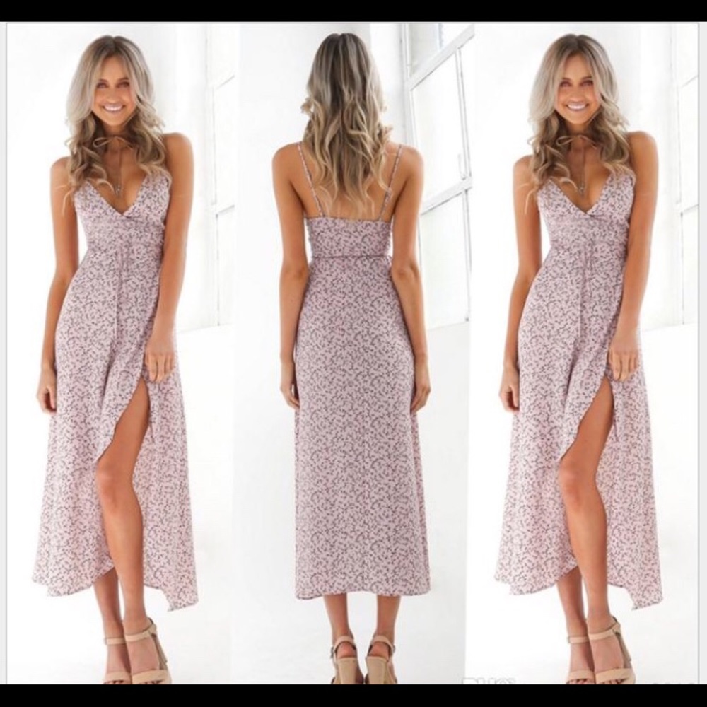 LAST ONE LEFT!! Cute yet sexy spring dress 👗 - Picture 3 of 5